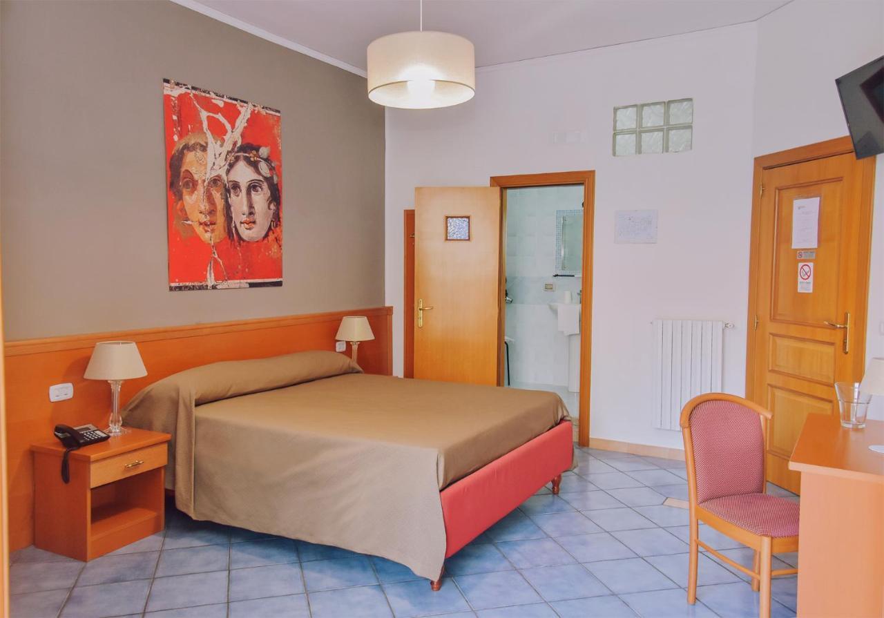 Hotel Piccolo Sogno Pompeia Exterior foto