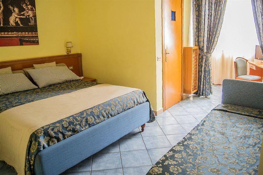 Hotel Piccolo Sogno Pompeia Exterior foto